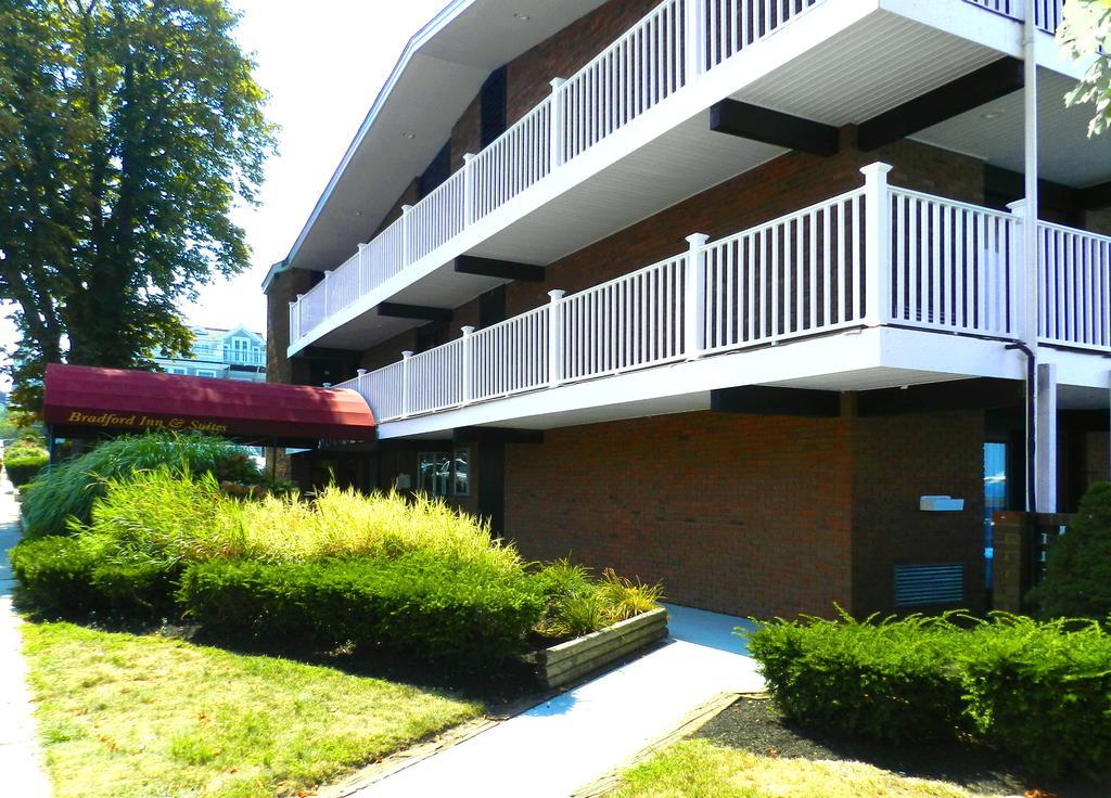 Bradford Inn And Suites プリマス エクステリア 写真